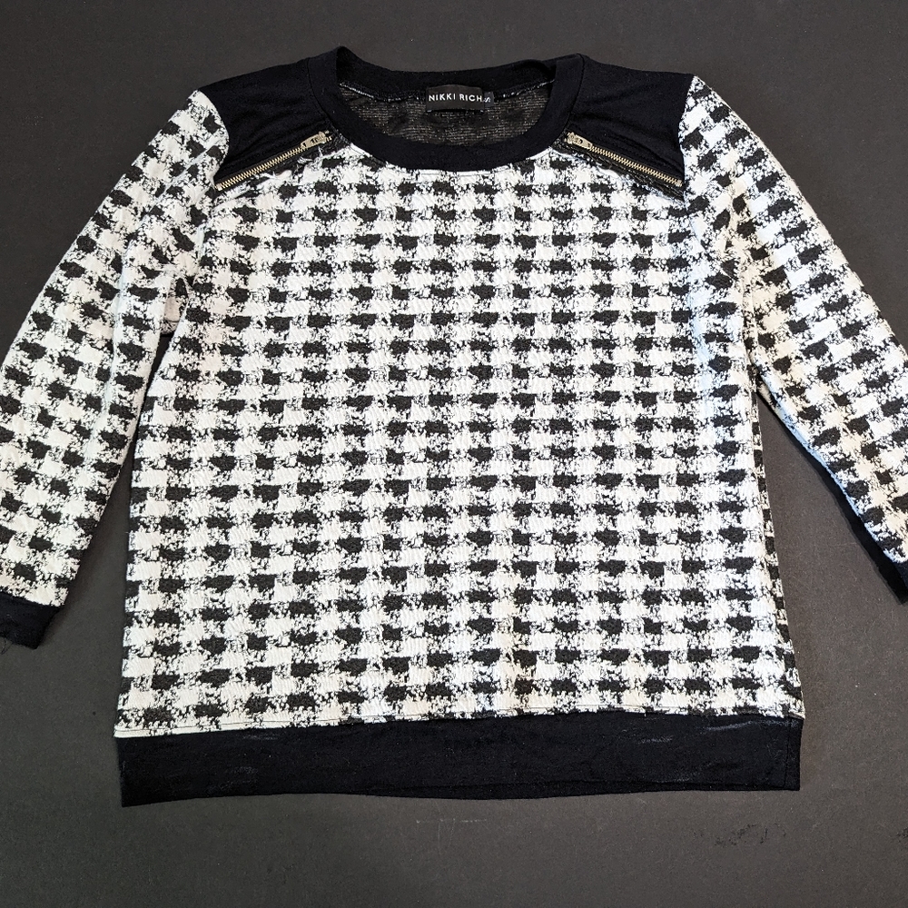 Nikki Rich 3/4 sleeves shirt size S